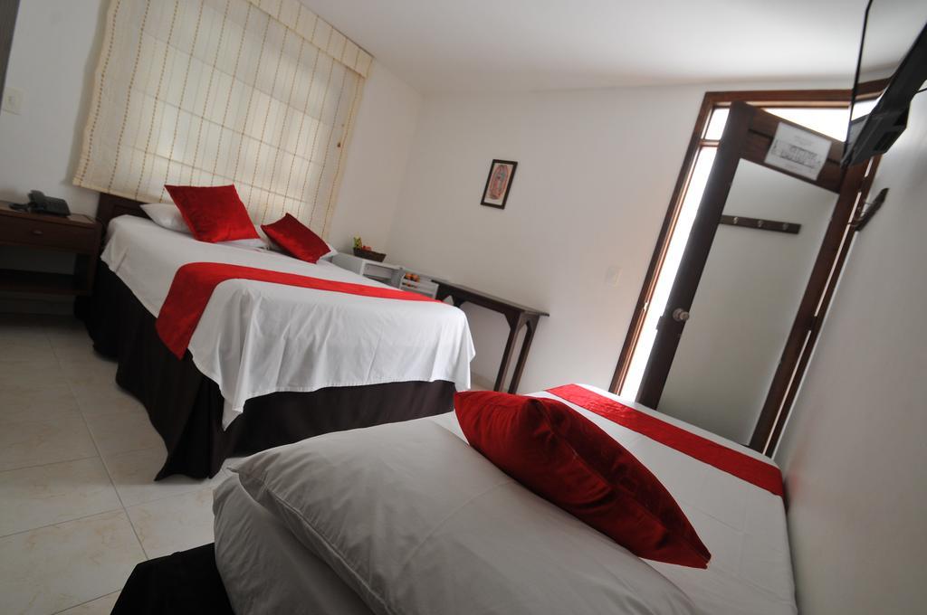 Hotel San Julian Buga Oda fotoğraf